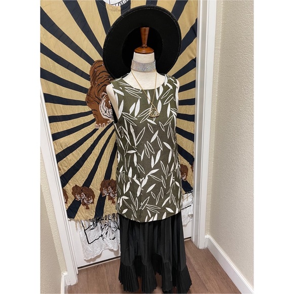 🌈 Beautiful nature art tunic top - Picture 11 of 11